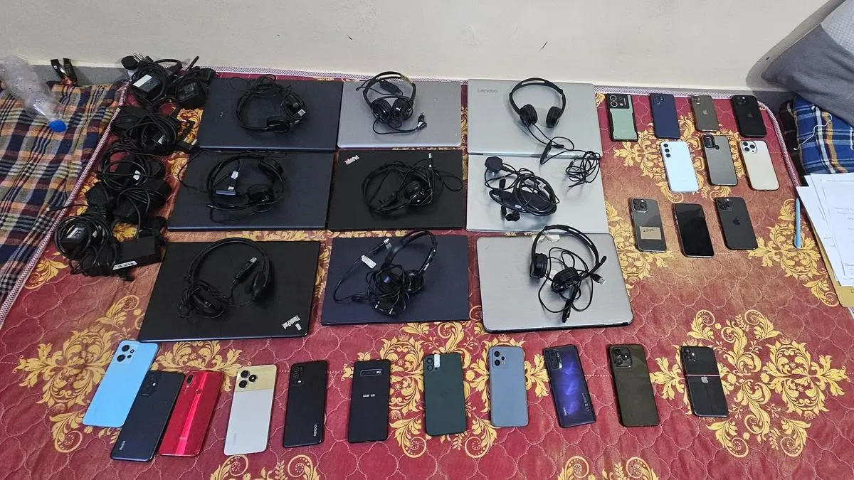 तेलंगाना पुलिस का बड़ा खुलासा: नकली कॉल सेंटर नेटवर्क से लोगों को धोखा, नौ को गिरफ्तार