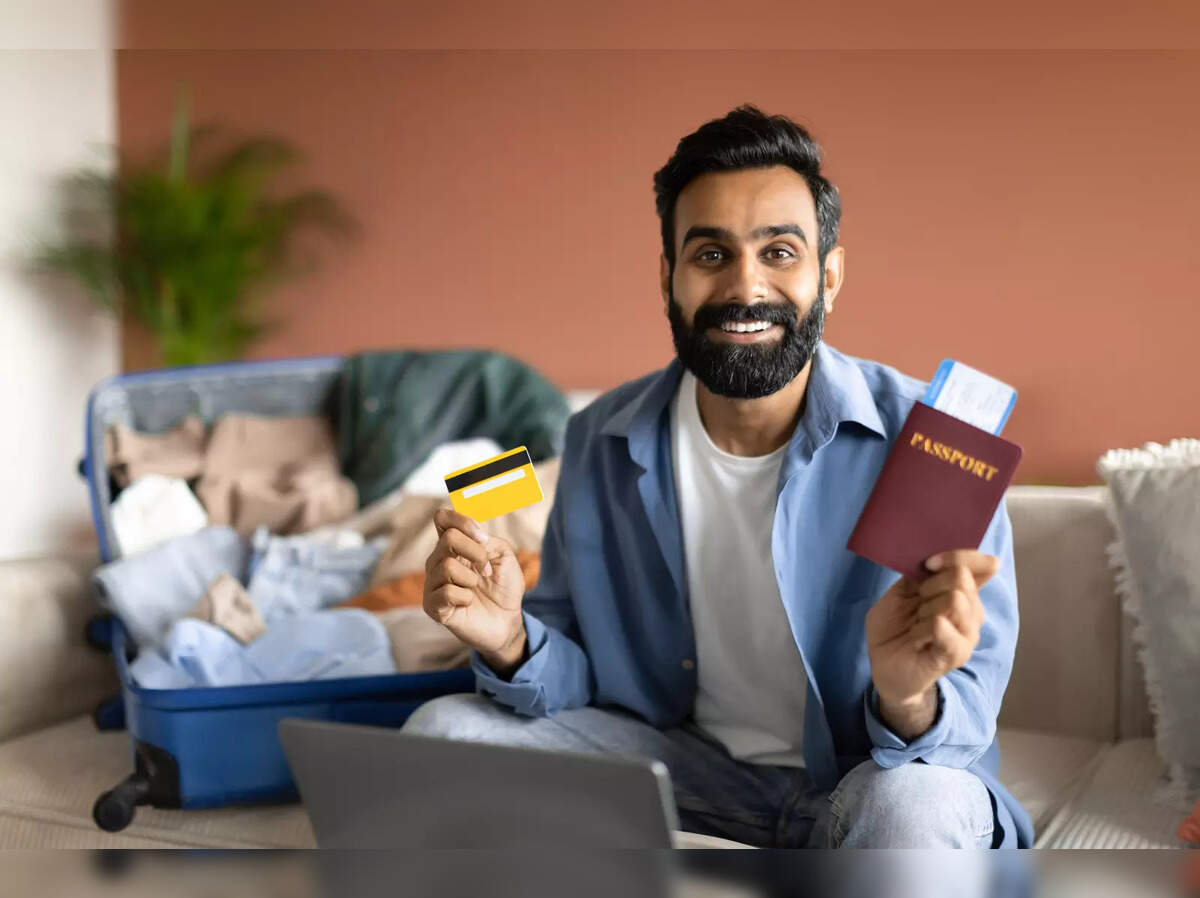 फॉरेक्स कार्ड और क्रेडिट कार्ड में क्या है खास फर्क? जानिए आसान भाषा में!