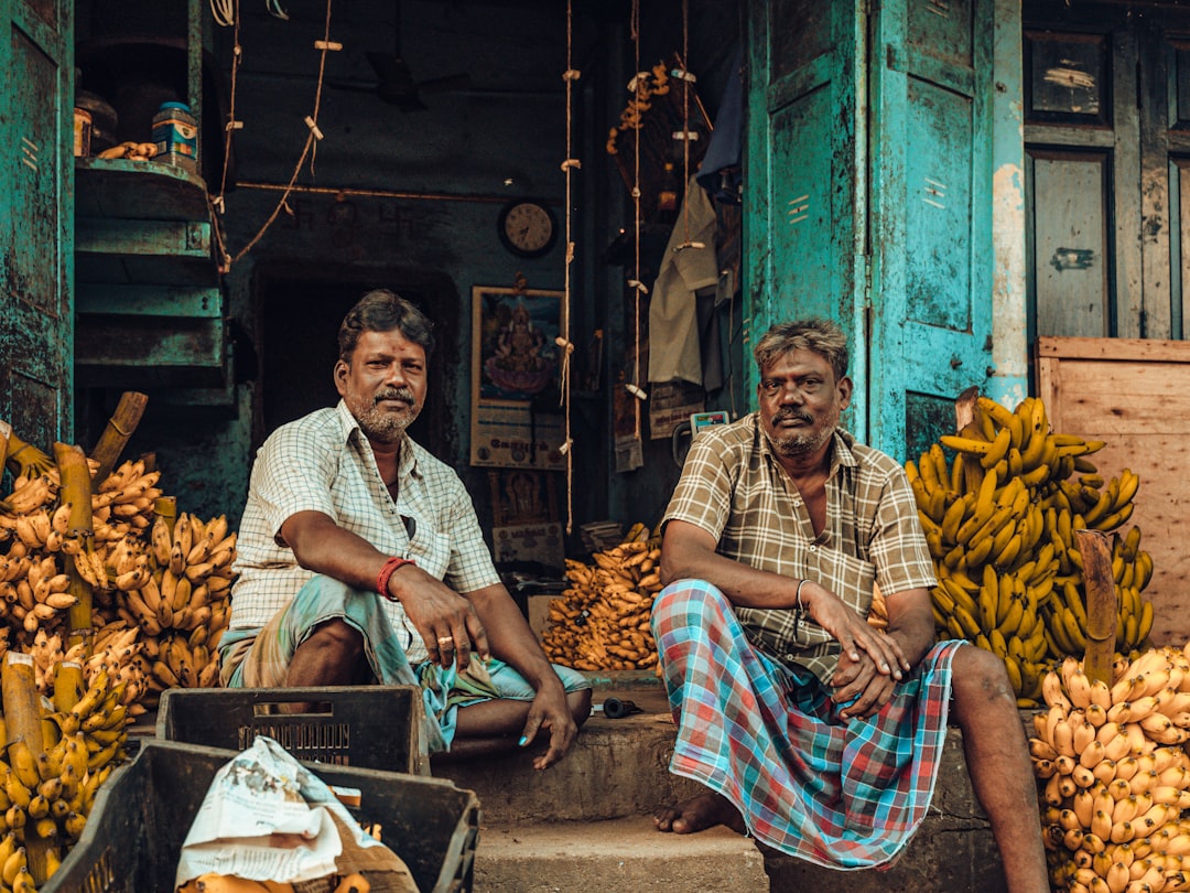 कान्वर यात्रा मार्ग पर खाद्य विक्रेताओं को अपने नाम प्रदर्शित करने के निर्देश, सुप्रीम कोर्ट ने उत्तर प्रदेश और उत्तराखंड से मांगा जवाब